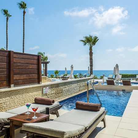 Alexander The Great Beach Hotel Paphos Exterior photo