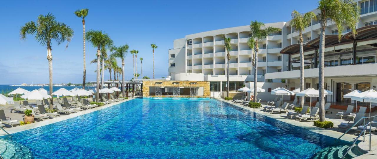 Alexander The Great Beach Hotel Paphos Exterior photo