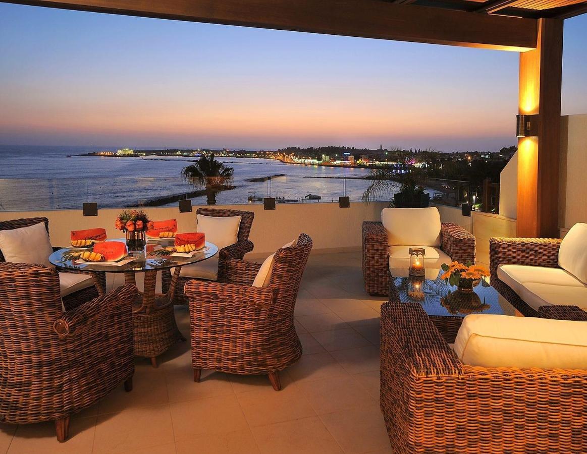 Alexander The Great Beach Hotel Paphos Exterior photo