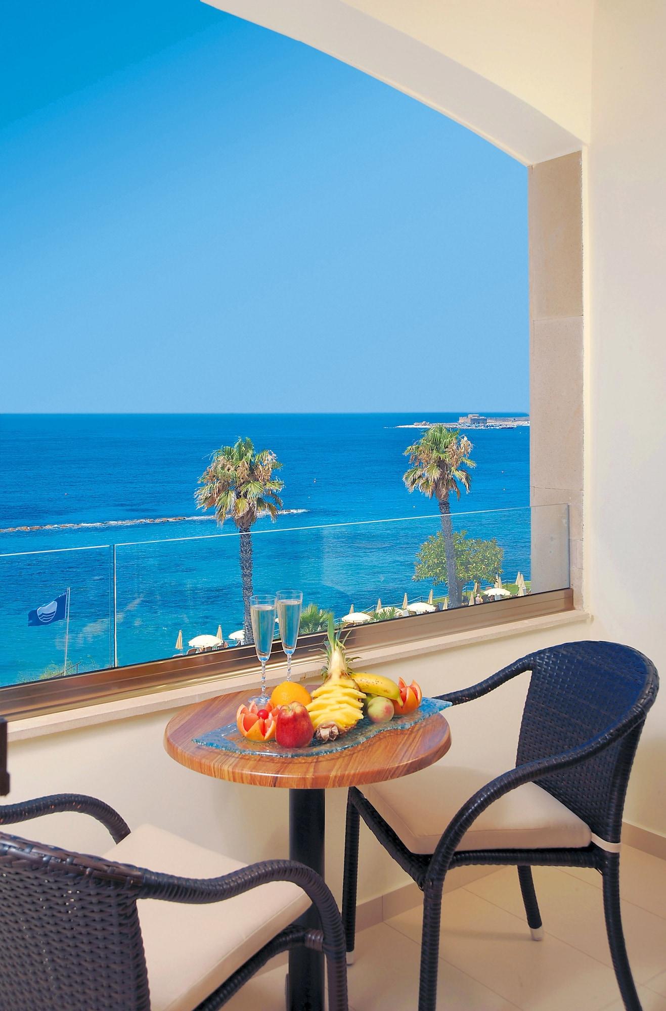 Alexander The Great Beach Hotel Paphos Exterior photo