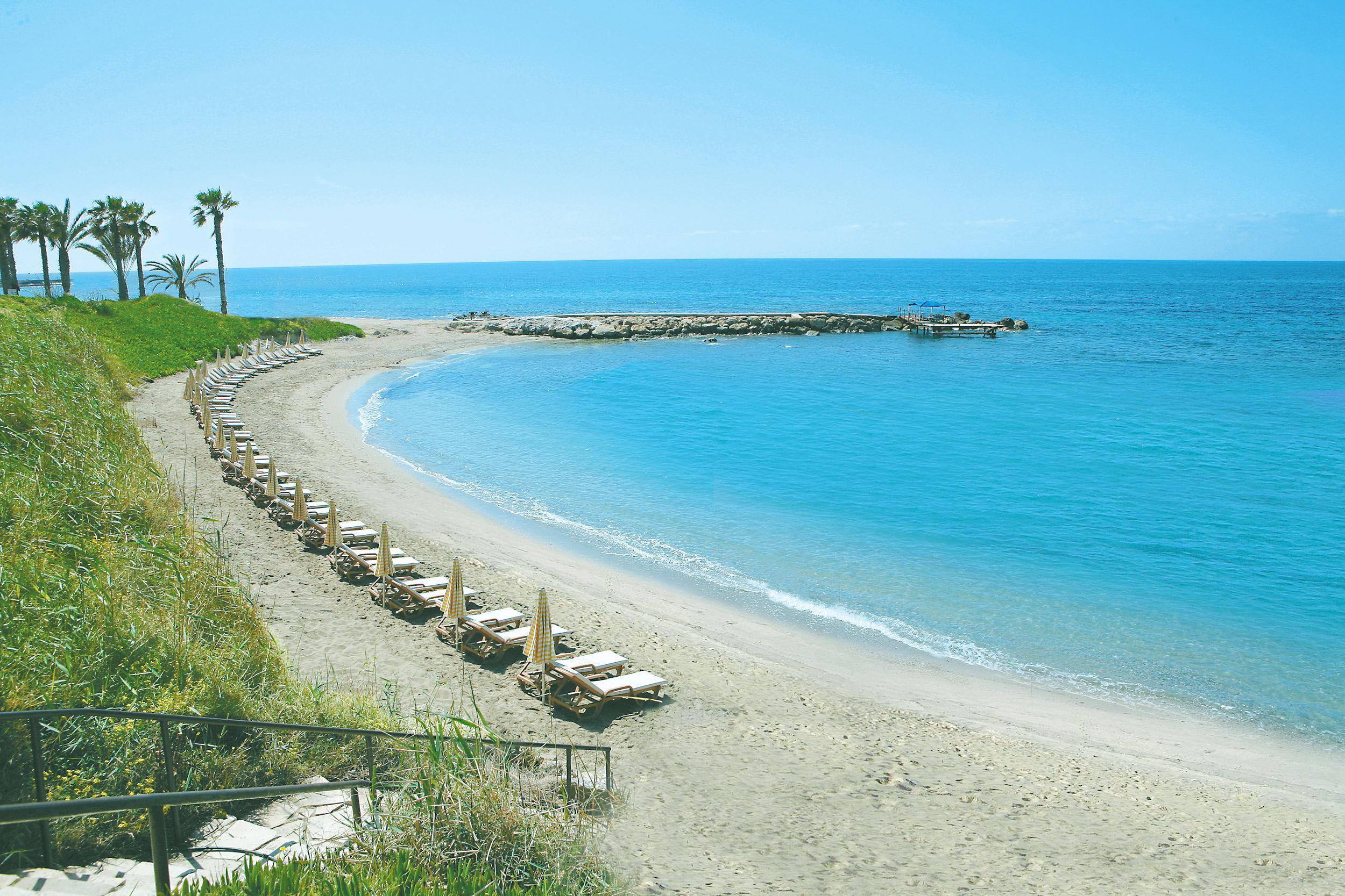 Alexander The Great Beach Hotel Paphos Exterior photo