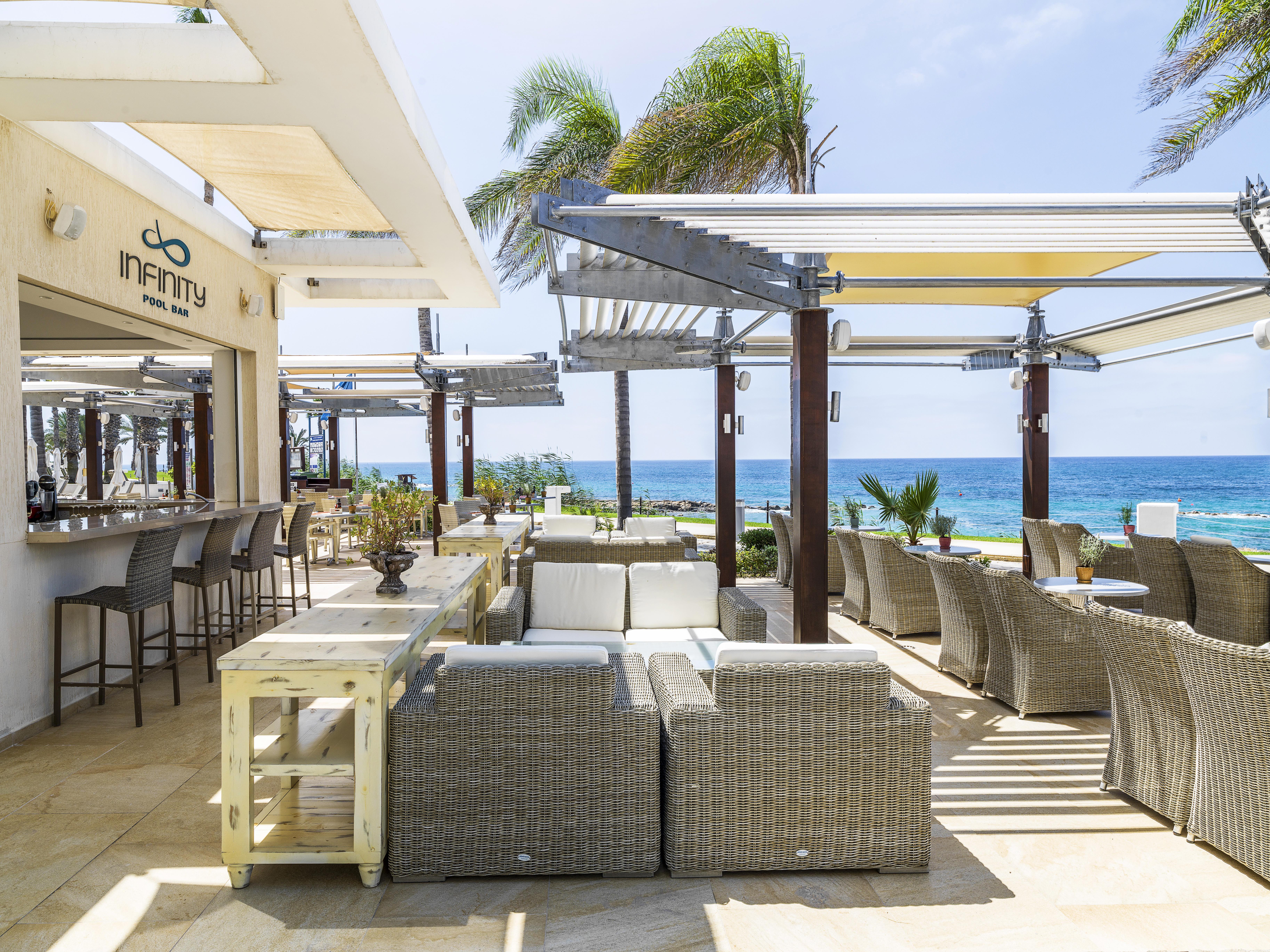 Alexander The Great Beach Hotel Paphos Exterior photo