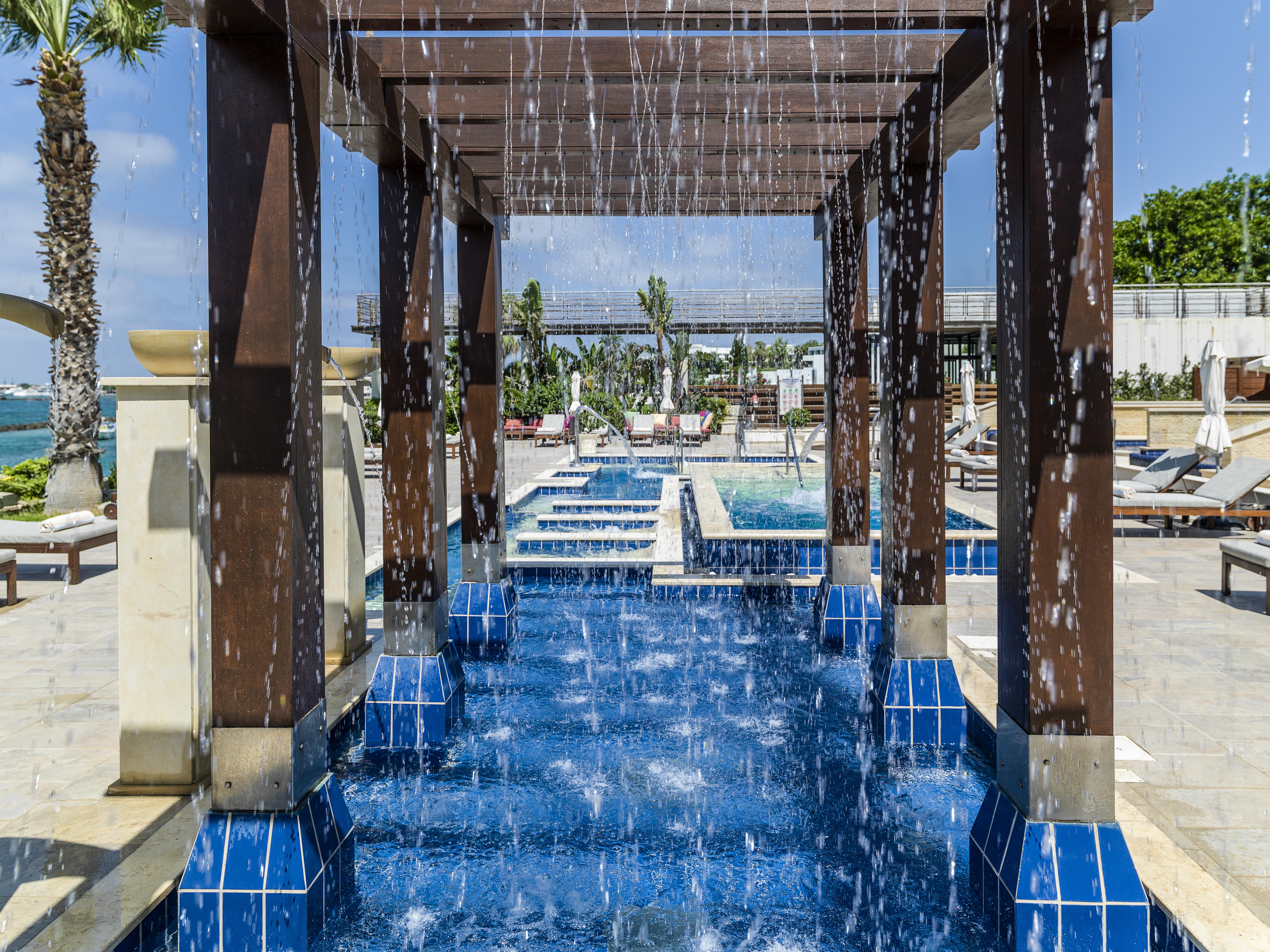Alexander The Great Beach Hotel Paphos Exterior photo