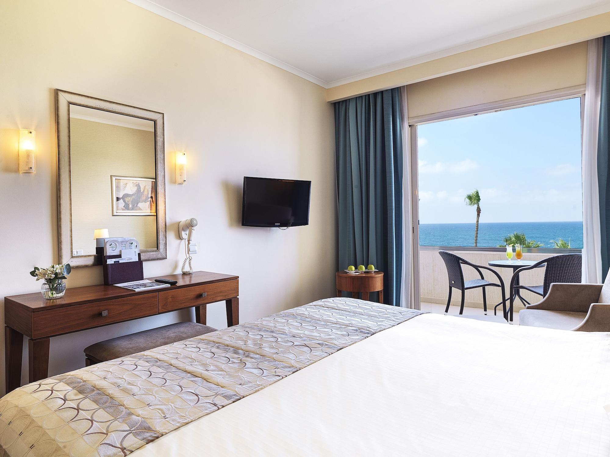 Alexander The Great Beach Hotel Paphos Exterior photo